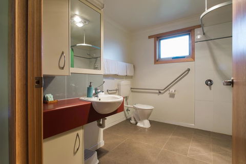 Arthur Riverfront And Sea Lodge Downstream - Accommodation Australia 15