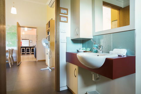 Arthur Riverfront And Sea Lodge Downstream - Accommodation Australia 17
