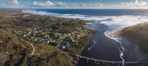 Arthur Riverfront And Sea Lodge Downstream - Accommodation Australia 1