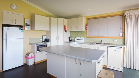 Arthur Riverfront And Sea Lodge Downstream - Accommodation Australia 11