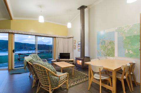 Arthur Riverfront And Sea Lodge Downstream - Accommodation Australia 5