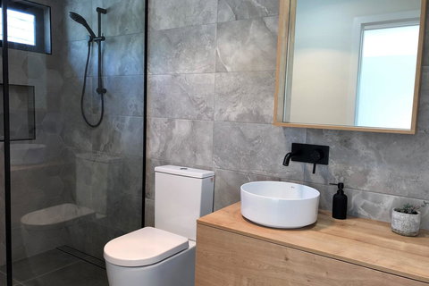 HIDDEN HAVEN Binalong Bay - Accommodation Australia 4