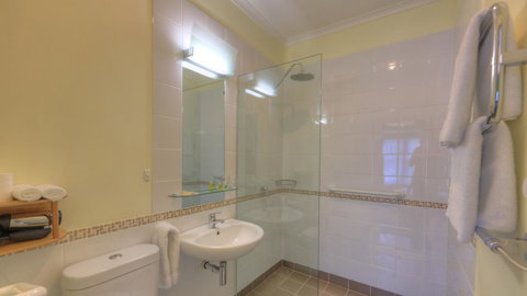 Ashdowns Of Dover - Accommodation Australia 12