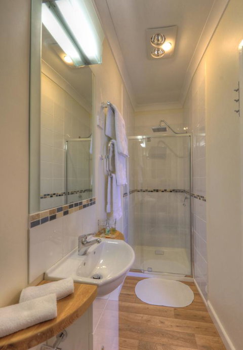 Ashdowns Of Dover - Accommodation Australia 8