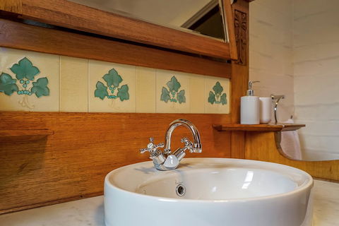Gorgeous Hobart Accommodation - Park On Park - New Town - Australia Shopping 38