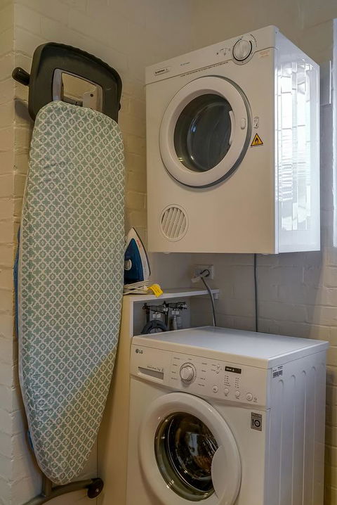 Gorgeous Hobart Accommodation - Park On Park - New Town - Australia Shopping 41