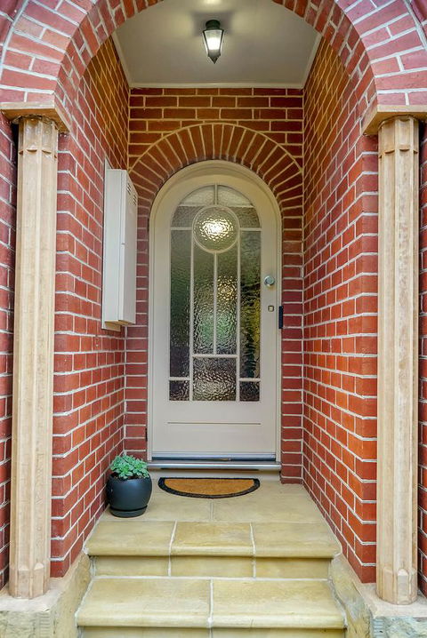 Gorgeous Hobart Accommodation - Park On Park - New Town - Australia Shopping 5