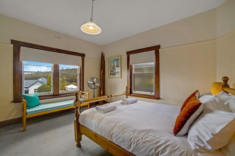 Gorgeous Hobart Accommodation - Park On Park - New Town - Australia Shopping 26