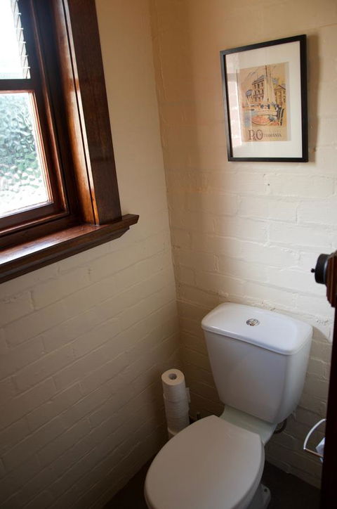 Gorgeous Hobart Accommodation - Park On Park - New Town - Australia Shopping 35