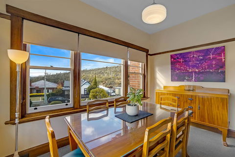 Gorgeous Hobart Accommodation - Park On Park - New Town - Australia Shopping 17