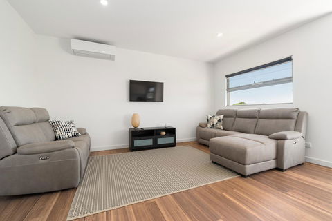 Rosewater Townhouses Dromana - Accommodation Australia 25