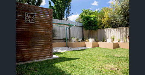 Flora Hill Creek Views - Accommodation Australia 17