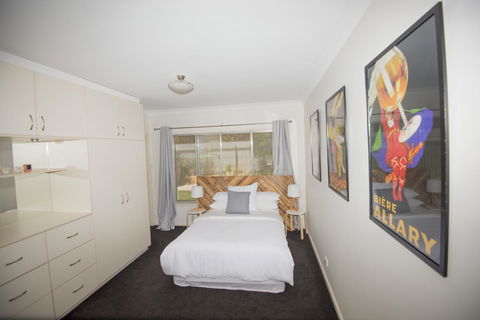 Flora Hill Creek Views - Accommodation Australia 2