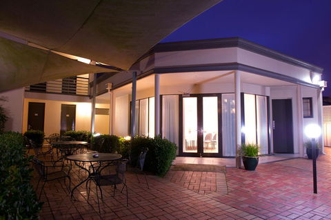 The Waverley International Hotel - Australia Shopping 29
