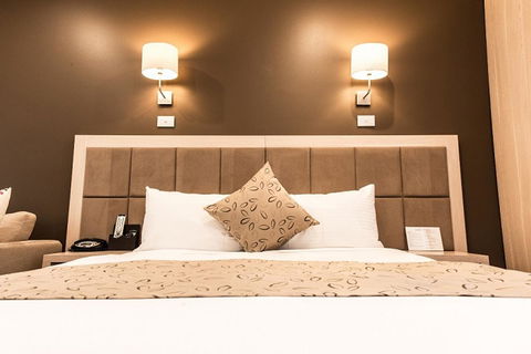 The Waverley International Hotel - Australia Shopping 19
