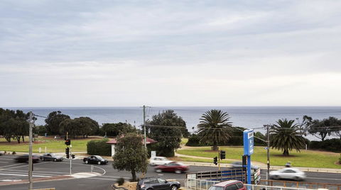 Nightcap At Sandringham Hotel - Australia Shopping 28