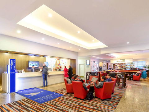 Novotel Melbourne Glen Waverley - Australia Shopping 26