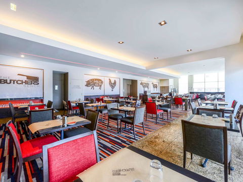 Novotel Melbourne Glen Waverley - Australia Shopping 15