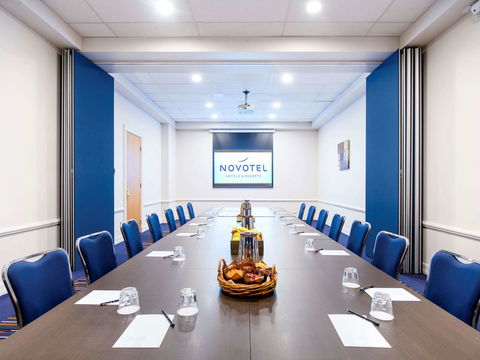 Novotel Melbourne Glen Waverley - Australia Shopping 17
