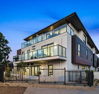 Manhattan Apartments - Notting Hill - Accommodation Australia