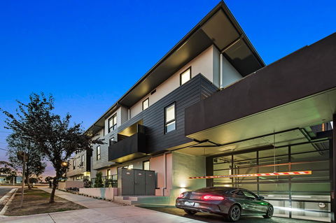 Manhattan Apartments - Notting Hill - Accommodation Australia 30