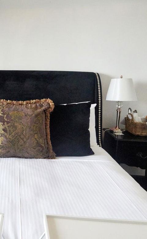 The Royal Hotel Mornington - Accommodation Australia 9