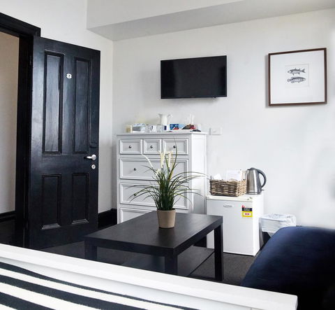 The Royal Hotel Mornington - Accommodation Australia 14