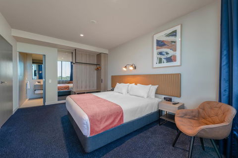 Mantra Melbourne Epping - Accommodation Australia 24