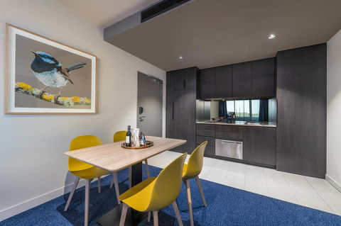 Mantra Melbourne Epping - Accommodation Australia 21