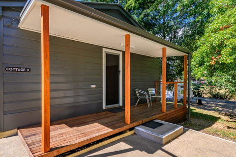 Bright Riverside Holiday Park - Accommodation Australia 25