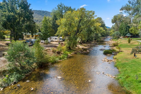 Bright Riverside Holiday Park - Accommodation Australia 12