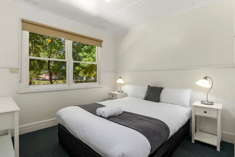 Bright Riverside Holiday Park - Accommodation Australia 24