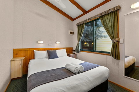 Bright Riverside Holiday Park - Accommodation Australia 43