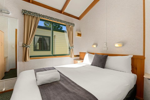 Bright Riverside Holiday Park - Accommodation Australia 21