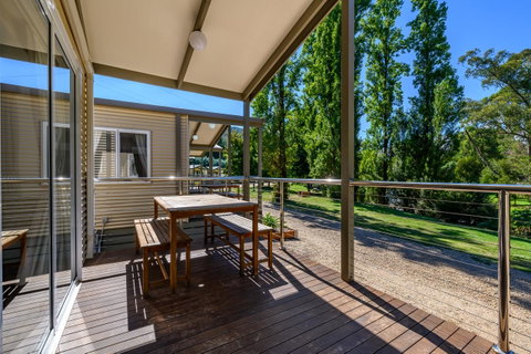 Bright Riverside Holiday Park - Accommodation Australia 5