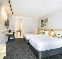 Nightcap at Matthew Flinders Hotel - Australia Shopping