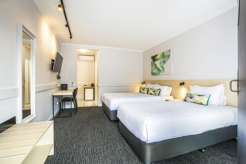 Nightcap At Matthew Flinders Hotel - Accommodation Australia 0