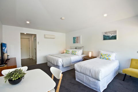 Lorne Bay View Motel - Australia Shopping 31