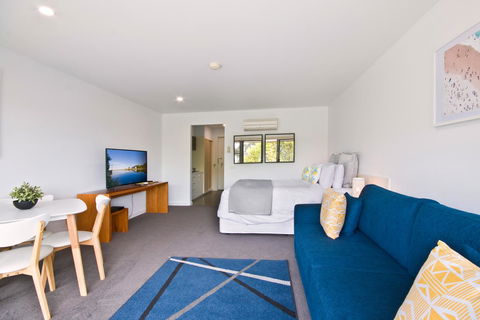 Lorne Bay View Motel - Australia Shopping 20