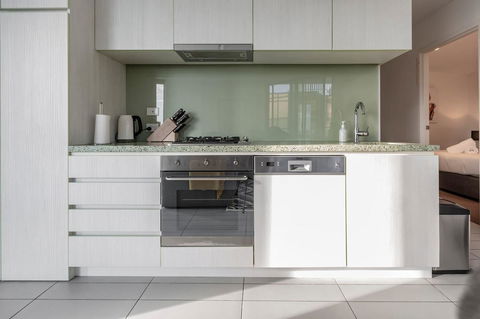 2Bedroom Apartment With Views In Docklands Next To CBD & Marvel Stadium - Accommodation Australia 6