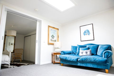 The Cottage - Accommodation Australia 1