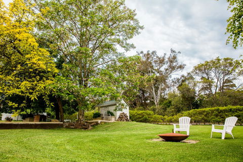 The Cottage - Accommodation Australia 4