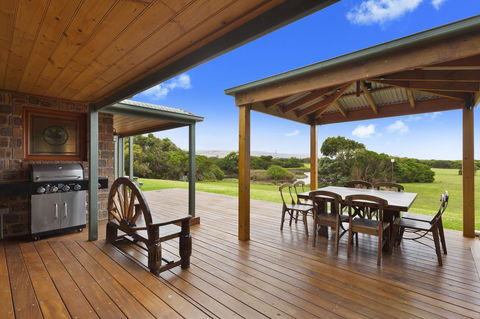 Apollo Bay Cottages - Accommodation Australia 4