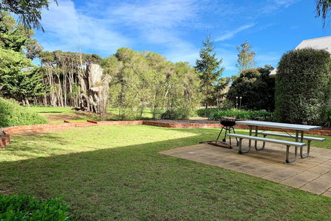 Island Family Holiday Retreat - Local Tourism 16