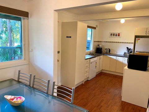 Island Family Holiday Retreat - Local Tourism 5