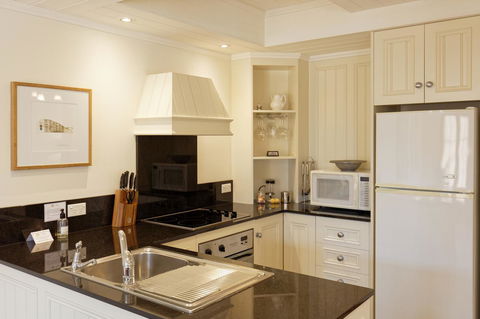 54 On Bank - Accommodation Australia 27