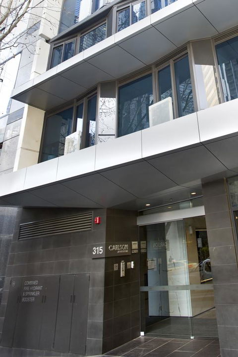 Mono Apartments On La Trobe Street - Local Tourism 13