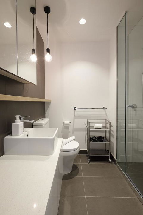 Mono Apartments On La Trobe Street - Local Tourism 22