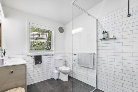 Bilinga Cottages - Accommodation Australia 7