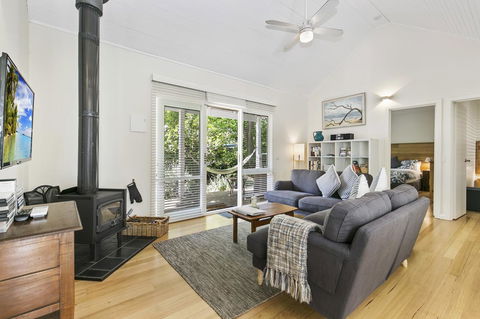 Bilinga Cottages - Accommodation Australia 5